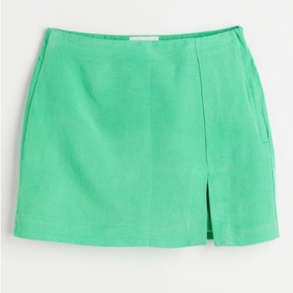 Green mini skirt linen
